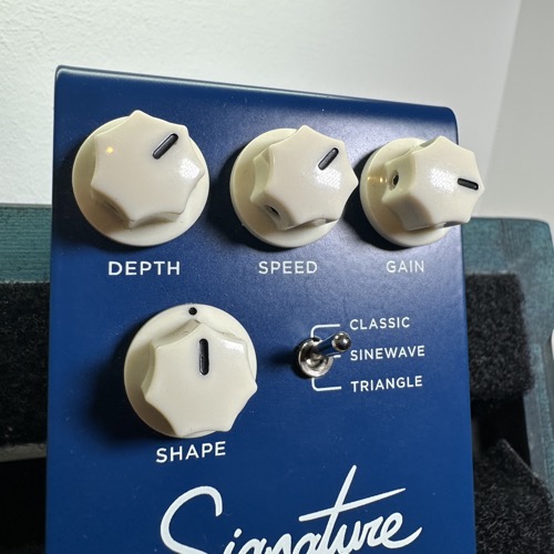 Hamstead Signature Tremolo - Controls